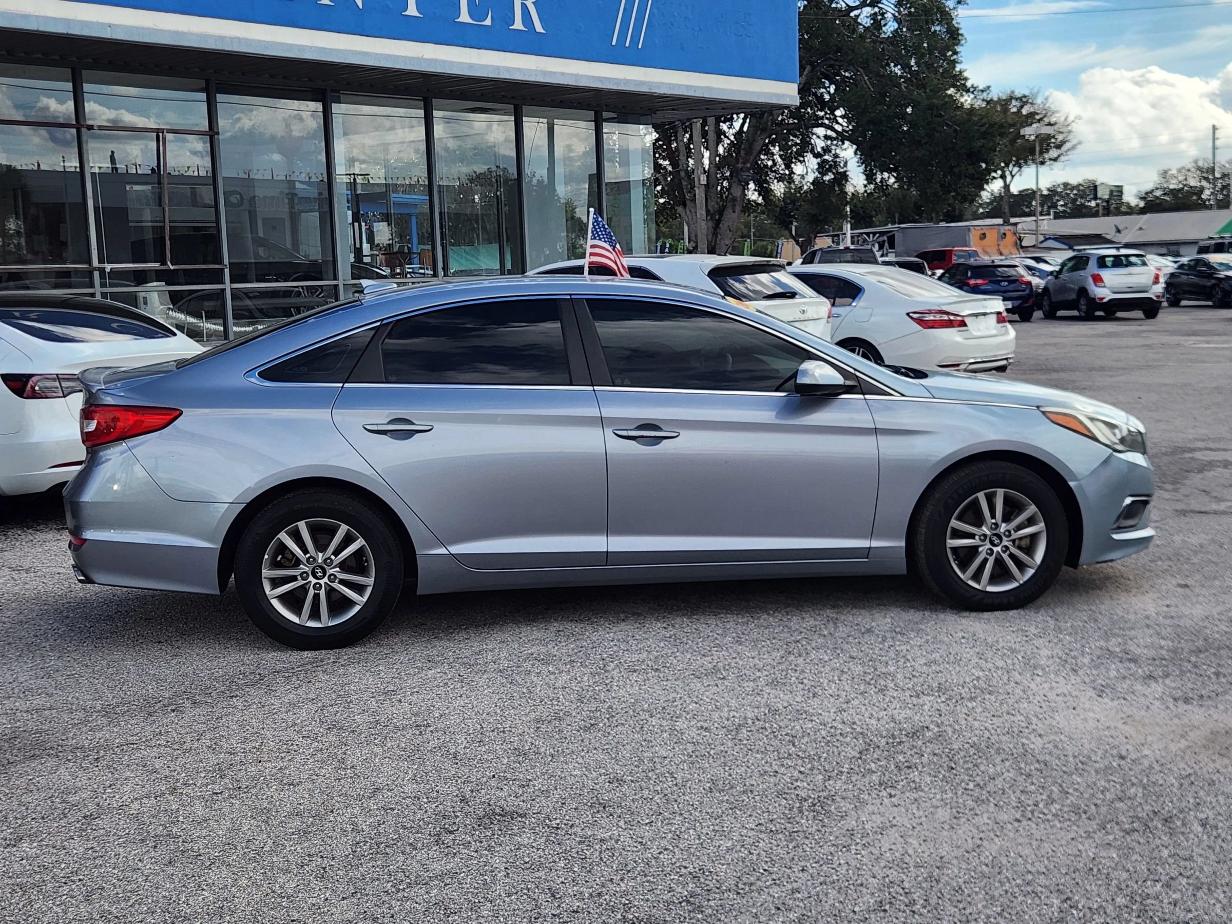 Used 2017 Hyundai Sonata SE FWD image 8