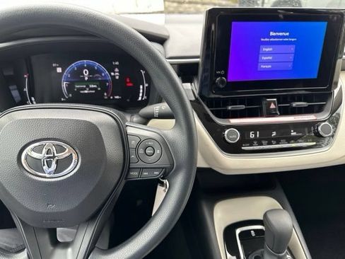 Used 2026 Toyota Corolla LE FWD image 6