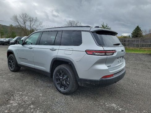 New 2026 Jeep Grand Cherokee L 4WD image 7