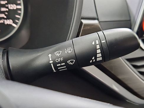 Used 2023 Nissan Altima 2.5 SV image 25