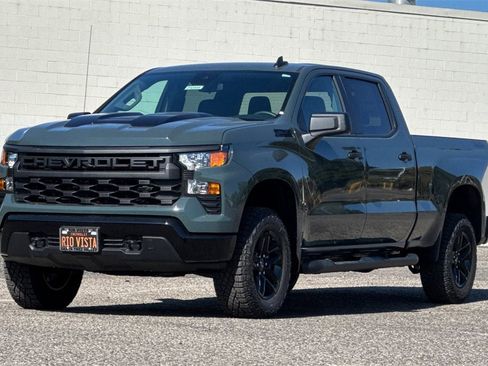 New 2025 Chevrolet Silverado 1500 Custom Trail Boss w/ Dark Appearance Package image 8