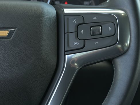 Used 2022 Chevrolet Blazer LT w/ Sound & Technology Package AWD/4WD image 18