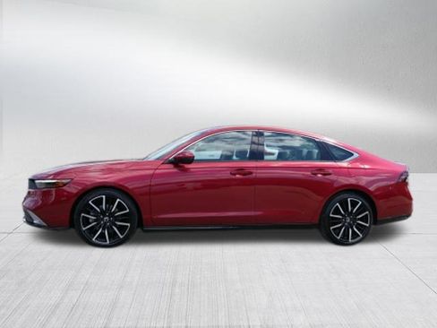 Used 2023 Honda Accord Touring image 6