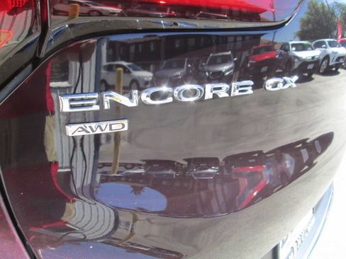 Used 2021 Buick Encore GX Essence w/ Experience Buick Package AWD/4WD image 7