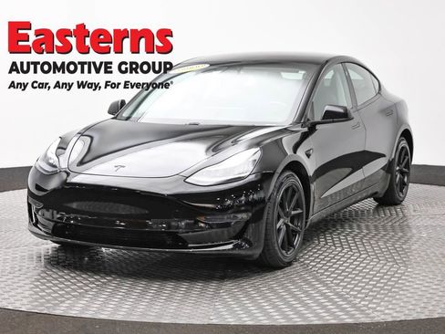 Used 2018 Tesla Model 3 Long Range RWD image 1
