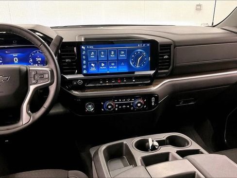 Used 2024 Chevrolet Silverado 1500 RST w/ Protection Package AWD/4WD image 7