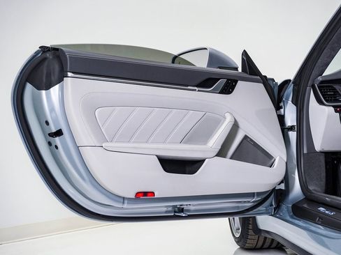 Certified 2021 Porsche 911 Turbo S image 31