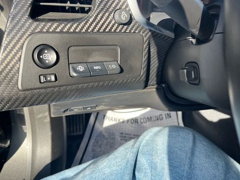 Used 2015 Chevrolet Corvette Z06 w/ 3LZ Preferred Equipment Group image 13