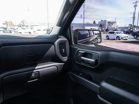 Used 2019 Chevrolet Silverado 1500 Custom w/ Custom Value Package AWD/4WD image 10