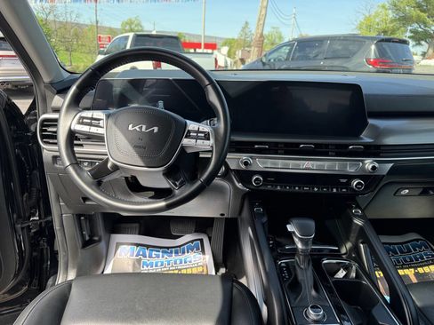 Used 2025 Kia Telluride S AWD/4WD image 12