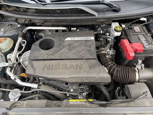 Used 2025 Nissan Rogue SV FWD image 32