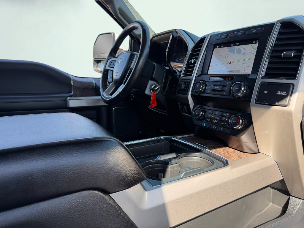 Used 2019 Ford F250 Lariat w/ Lariat Value Package AWD/4WD image 38