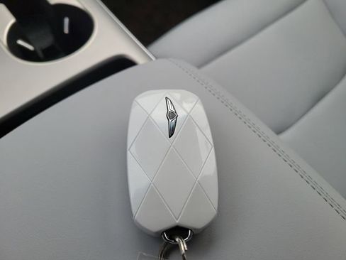 New 2026 Genesis GV70 2.5T Advanced image 30