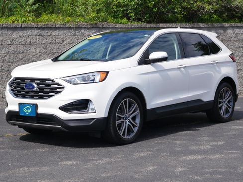 Used 2019 Ford Edge Titanium w/ Cold Weather Package AWD/4WD image 1