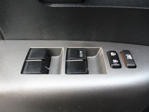 Used 2012 Toyota Tundra 2WD CrewMax w/ Tow Pkg image 27