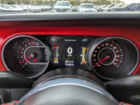 Used 2020 Jeep Gladiator Rubicon w/ Dual Top Group AWD/4WD image 18