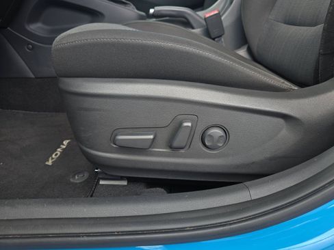 Certified 2023 Hyundai Kona SEL AWD/4WD image 22