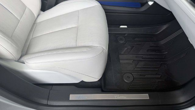 Used 2024 Cadillac Lyriq Luxury w/ LPO, Floor Liner Package AWD/4WD image 20