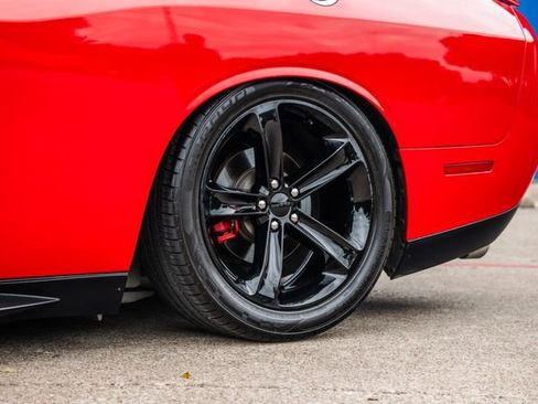 Used 2015 Dodge Challenger R/T w/ Quick Order Package 28B R/T RWD image 45