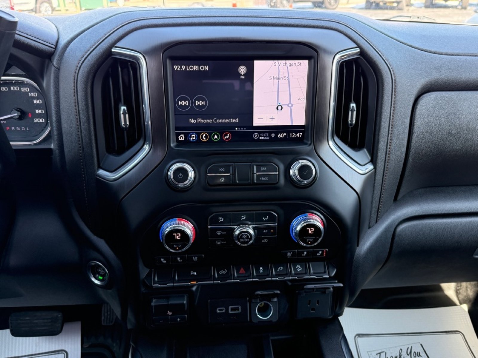 Used 2022 GMC Sierra 2500 AT4 w/ AT4 Preferred Package AWD/4WD image 11