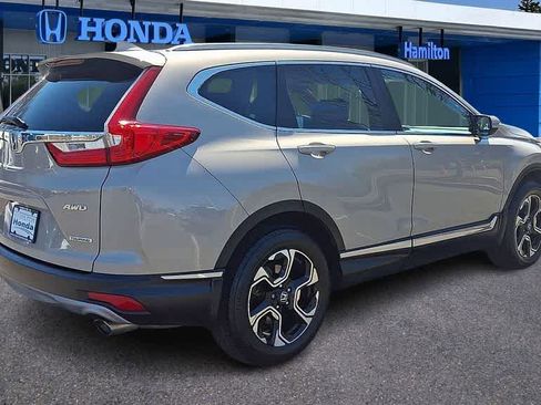 Used 2017 Honda CR-V Touring image 8