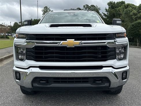 Used 2025 Chevrolet Silverado 2500 LT w/ Convenience Package image 2
