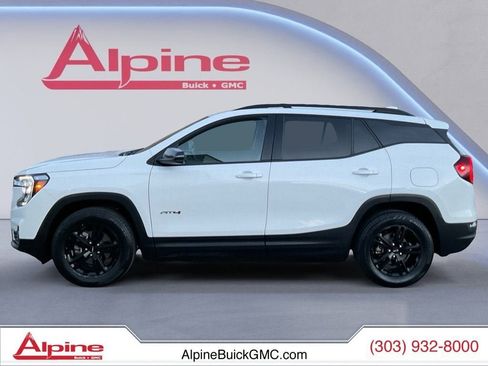Used 2024 GMC Terrain AT4 image 2