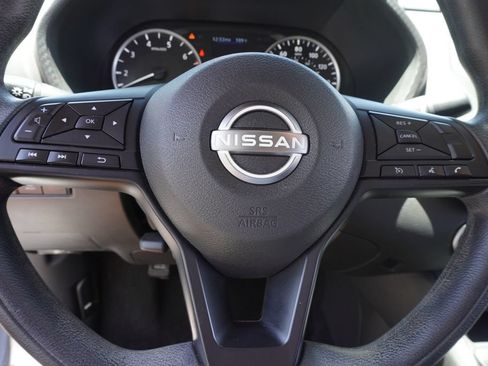 Used 2024 Nissan Sentra S FWD image 17