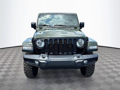 Used 2021 Jeep Gladiator Sport AWD/4WD image 2