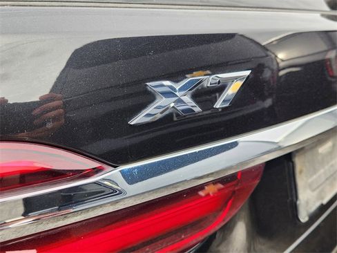 Used 2020 BMW X7 xDrive40i w/ M Sport Package image 9