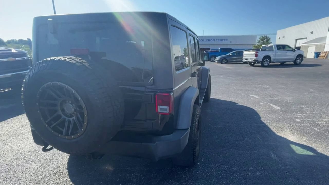 Used 2017 Jeep Wrangler Unlimited Sport w/ Quick Order Package 23S AWD/4WD image 9