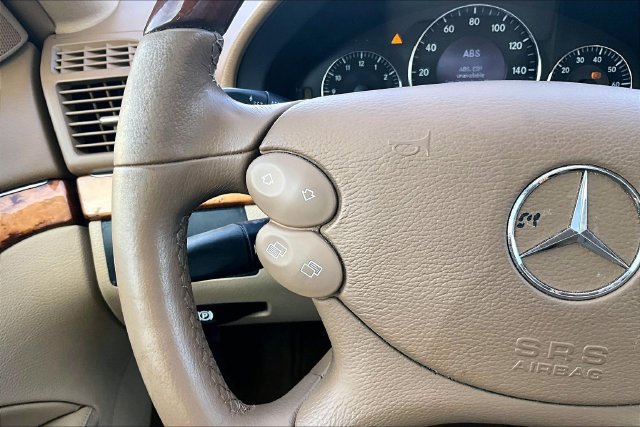 Used 2007 Mercedes-Benz E 350 Sedan image 11