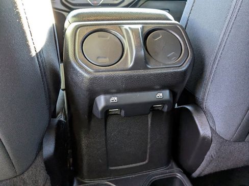 Used 2019 Jeep Wrangler Unlimited Sport S image 15