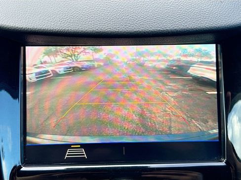 Used 2021 Chevrolet Trax LT image 14