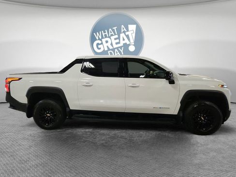 New 2026 Chevrolet Silverado EV LT image 2