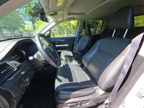 Used 2023 Honda Ridgeline RTL image 7