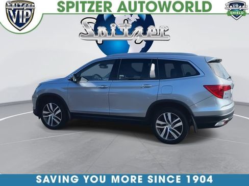Used 2018 Honda Pilot Touring image 7