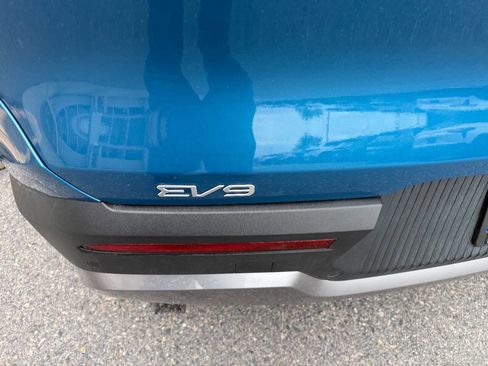 Used 2024 Kia EV9 Wind AWD/4WD image 20