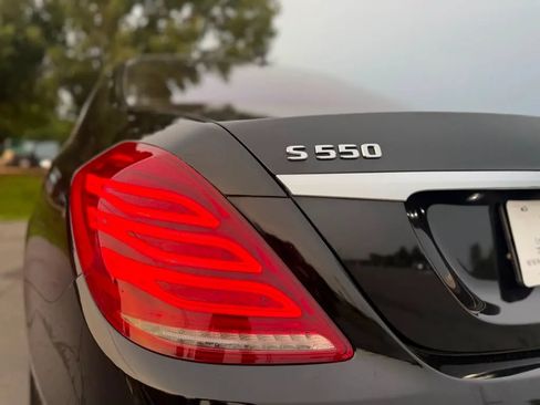 Used 2017 Mercedes-Benz S 550 4MATIC Sedan w/ Premium Package image 10