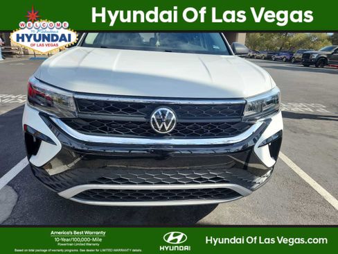 Used 2022 Volkswagen Taos S FWD image 1