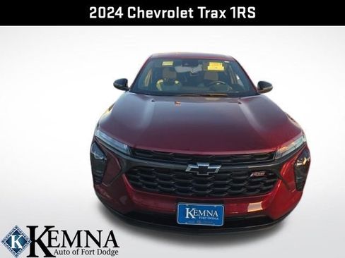 Used 2024 Chevrolet Trax RS w/ Driver Confidence Package image 4