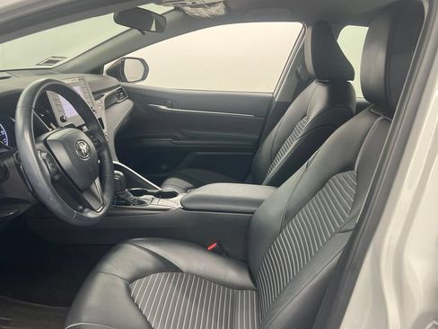Used 2024 Toyota Camry SE FWD image 8