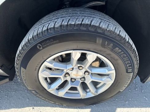 Used 2025 Chevrolet Tahoe LT AWD/4WD image 26