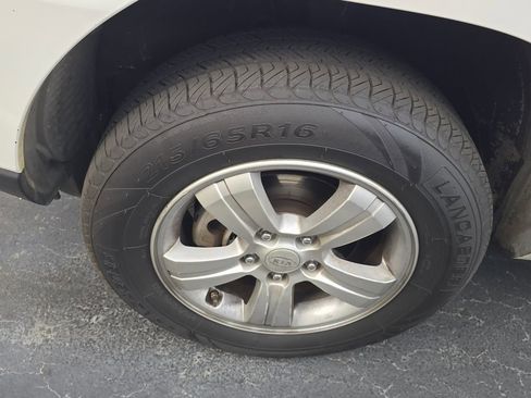 Used 2009 Kia Sportage LX image 5