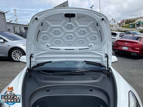 Used 2023 Tesla Model 3 Standard Range RWD image 12