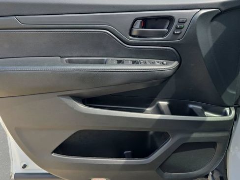 Used 2022 Honda Odyssey EX-L image 31