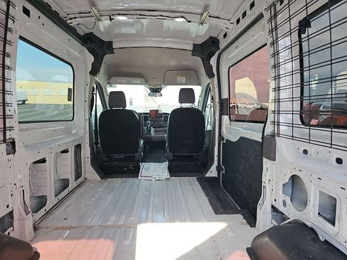 Used 2021 Ford Transit 250 Medium Roof RWD image 4
