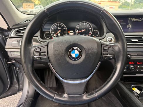 Used 2014 BMW 750Li RWD image 14