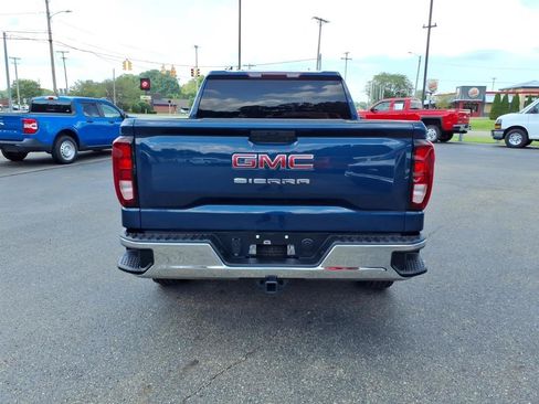 Used 2021 GMC Sierra 1500 4x4 Crew Cab w/ Sierra Value Package image 6