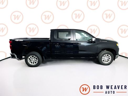Used 2022 Chevrolet Silverado 1500 LT AWD/4WD image 9